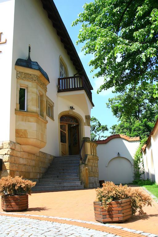 Hotel Palacyk Легница Екстериор снимка